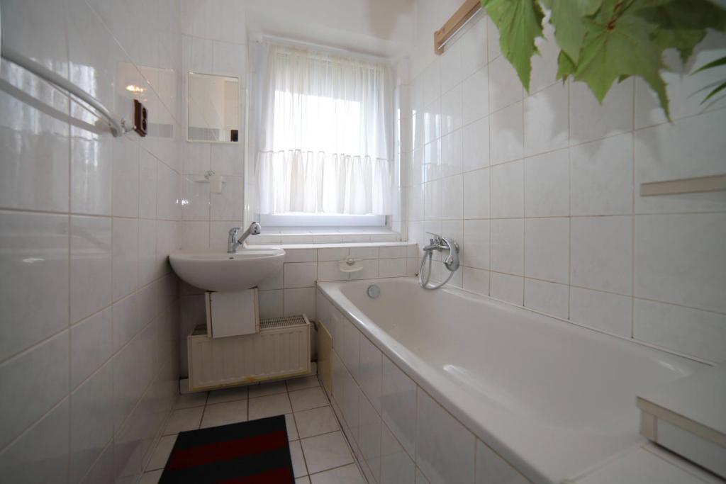 Pension U Kastanu Karlovy Vary Room photo
